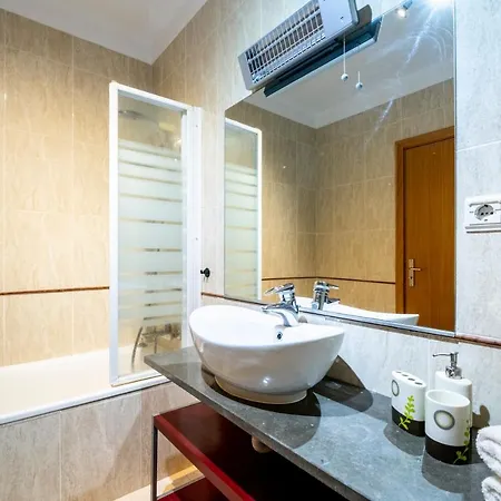 Splendide T3 Avec Terrasse Privée De 140 M2 Da Rocha *